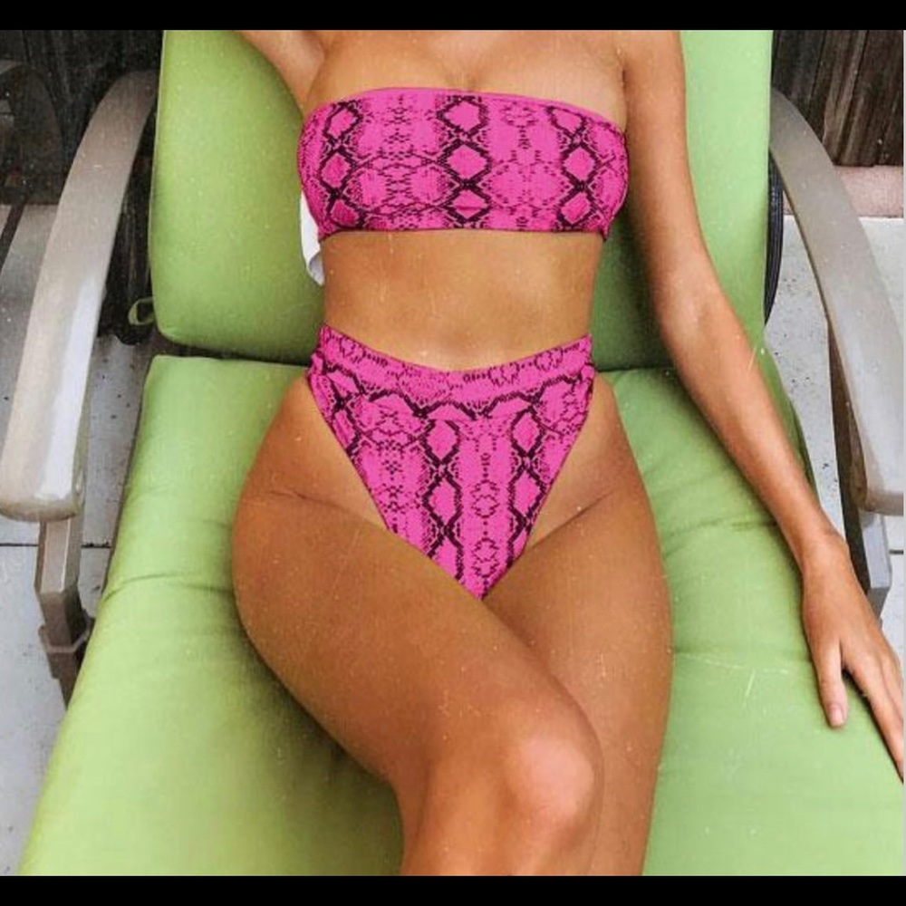 Swim suit